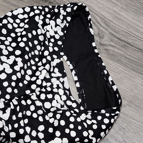 Catalina Blk w/White Gathered One Piece Swimsuit - Picture 8 of 8